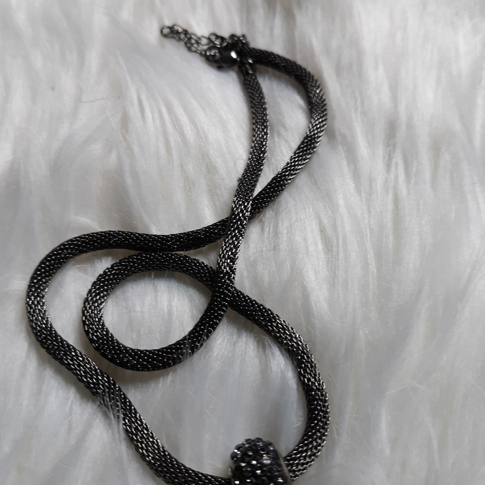 Necklace - Picture 7 of 8